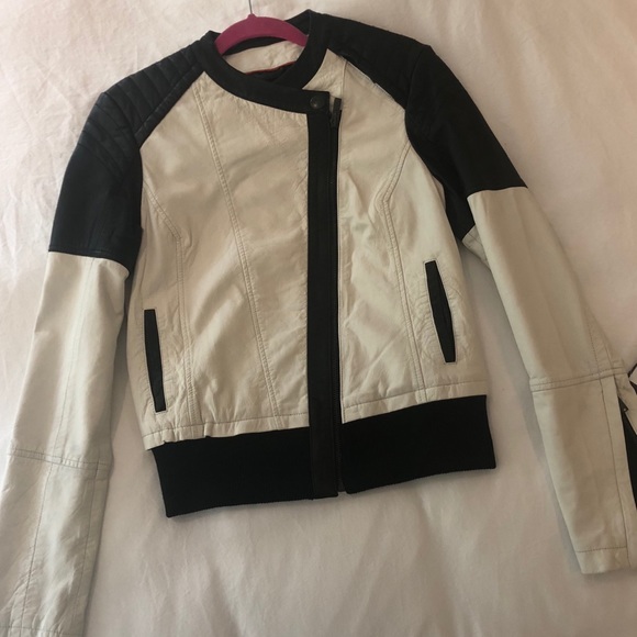 FOX Racing Moto Leather Jacket - NEVER worn/w Tags - Picture 1 of 8